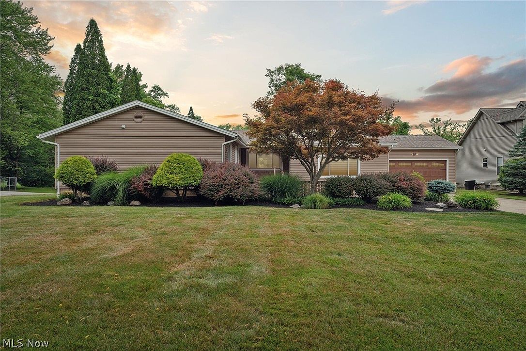 38595 Pettibone Rd, Solon, OH 44139 Zillow