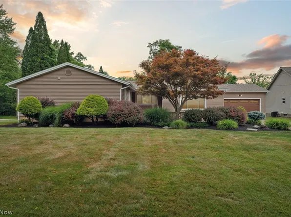 38595 Pettibone Rd, Solon, OH 44139