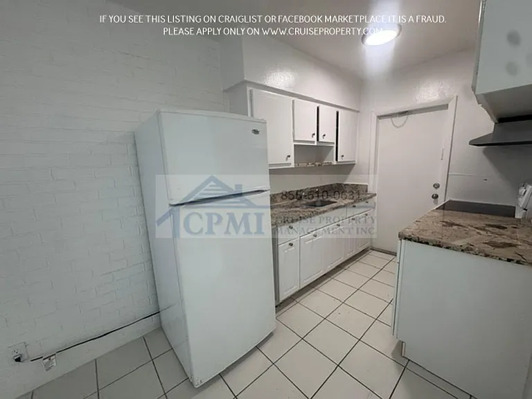 Beezy - 1751 NE 31 St — Photo 27