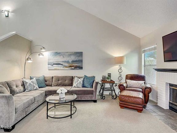 3rd image of 476 N Via Colinas
