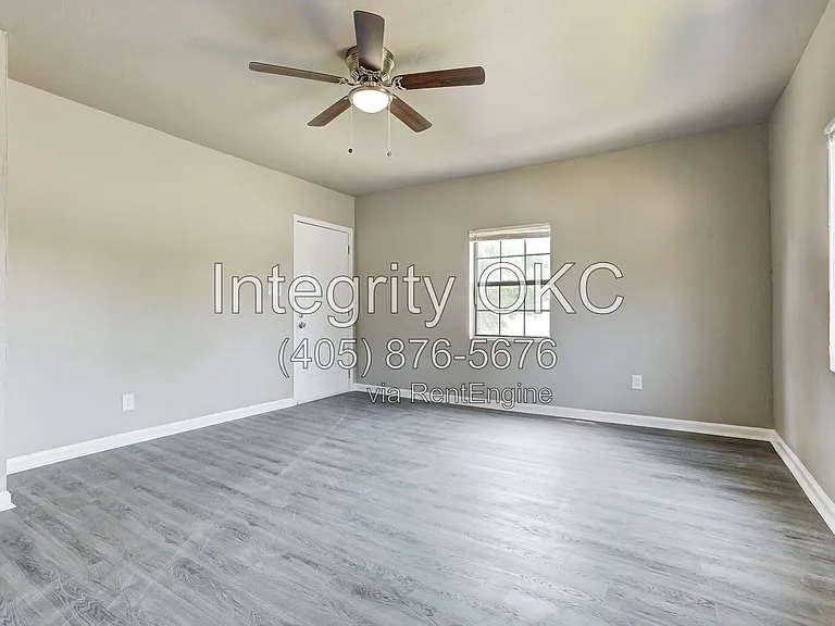 1919 NW 11th St #4D — Photo 15