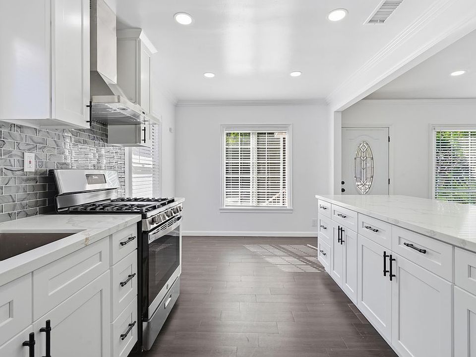 1st image of 8613 Higuera St