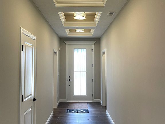 2nd image of 3619 Hyacinth Ln