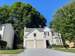 10895 Glenbarr Dr, Johns Creek, GA 30097