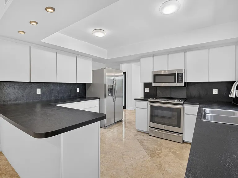 21661 Casa Monte Ct — Photo 9