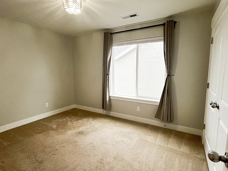 1638 W Quailhill Rd — Photo 22