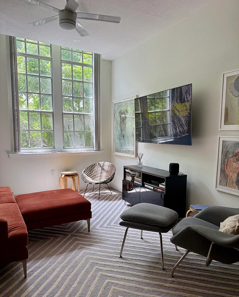 1 bed, 700 sqft, $2,500 — Photo 2