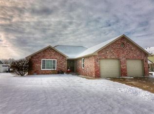 368 Independence Rd, Greenfield, IN 46140