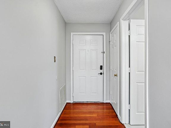3rd image of 15302 Diamond Cove Ter #123