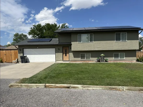 256 S Caddoa Dr, Pueblo West, CO 81007