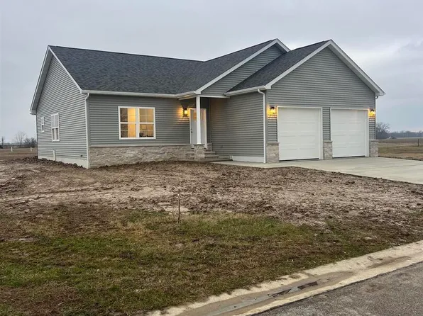 16652 Pembrooke Ct, Carlyle, IL 62231