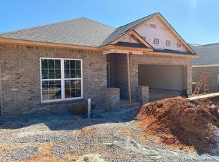 4015 Rockland Cir SE, Owens Cross Roads, AL 35763