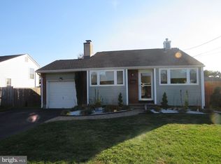 6 Hastings Rd, Hamilton, NJ 08620