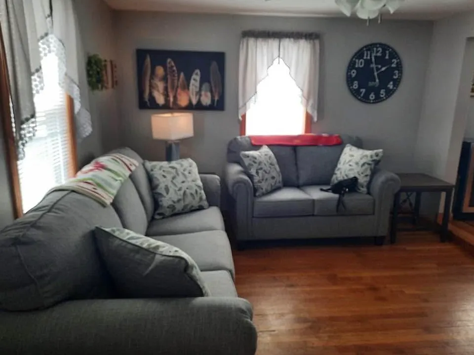 6 Jefferson Rd