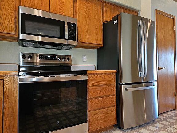 5th image of 108 S Brewer Dr