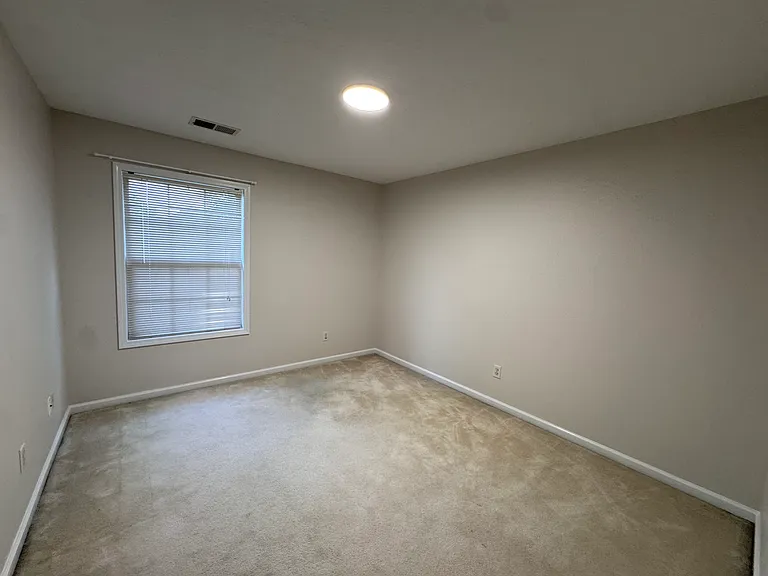 252 Masterson Station Dr — Photo 19
