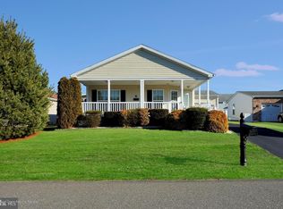 6 Red Bank Dr, Stafford Twp, NJ 08050