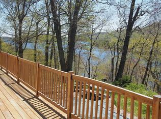 12 Sunset Dr, New Fairfield, CT 06812