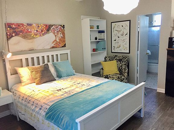 3rd image of 3721 S Sepulveda Blvd APT 8