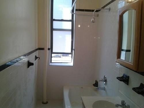 2nd image of 2935 Ocean Pkwy APT 1G