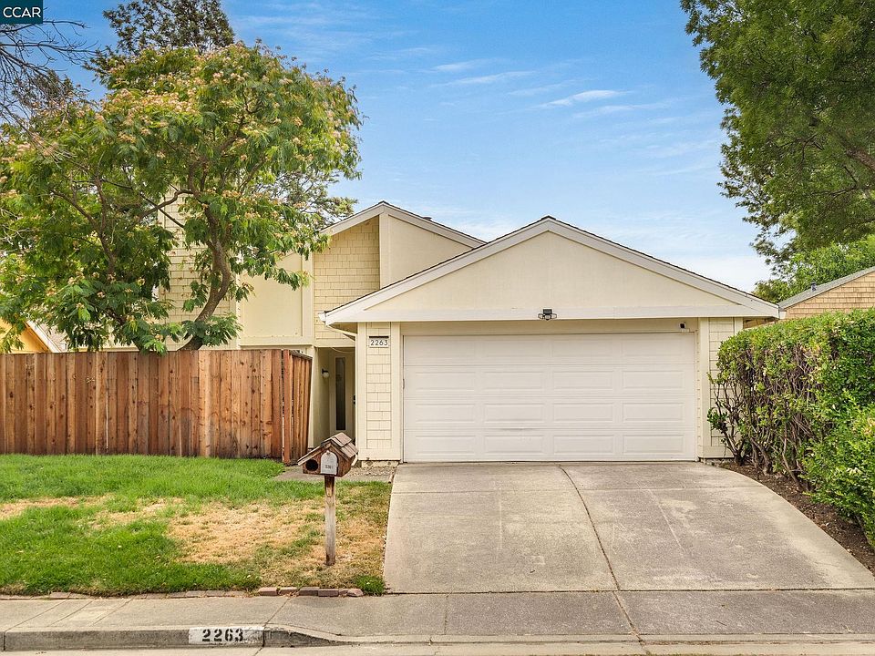 1st image of 2263 Lynbrook Dr