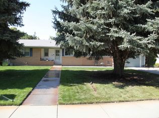 1813 Hoover St, Lexington, NE 68850