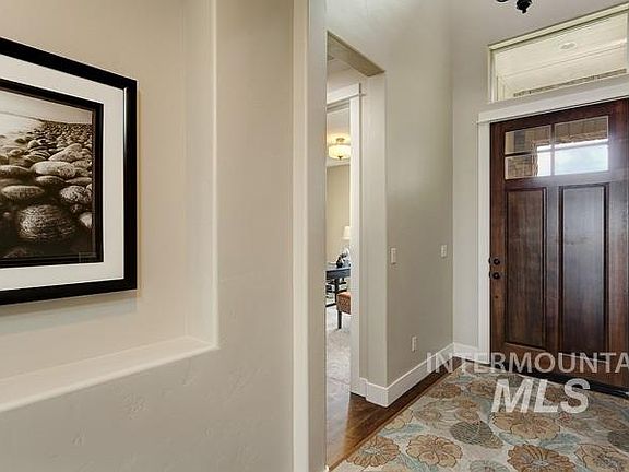 2nd image of 2250 E Lodge Trail Dr