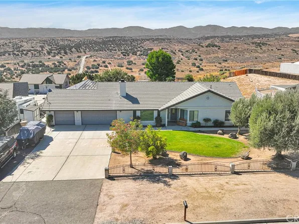 15311 Halinor St, Hesperia, CA 92345