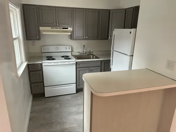 10 Elsmere Blvd APT A, Wilmington, DE 19805