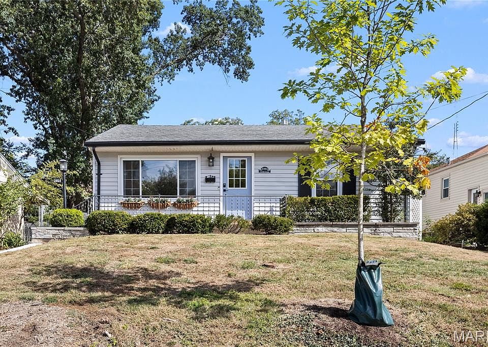 1st image of 2464 Cecelia Ave