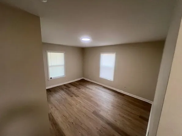 506 N Line St, West Columbia, SC 29169