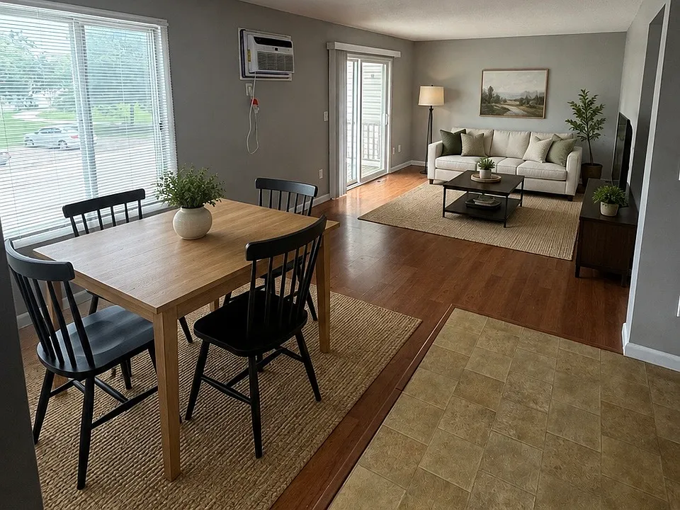 945 Wescott Trl #213