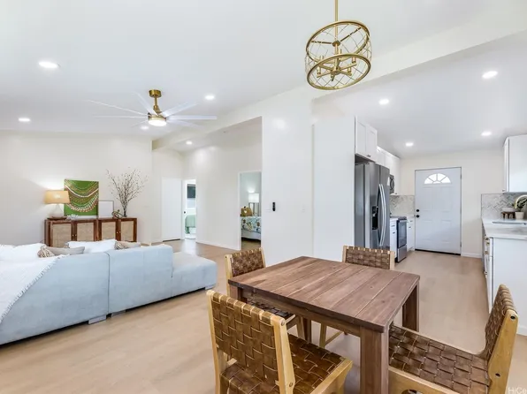 2326 Rose St APT A, Honolulu, HI 96819