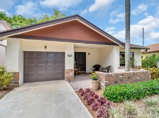 4976 Boxwood Cir, Boynton Beach, FL 33436