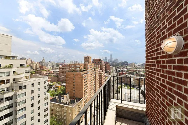 Rented by Halstead Real Estate | media 6