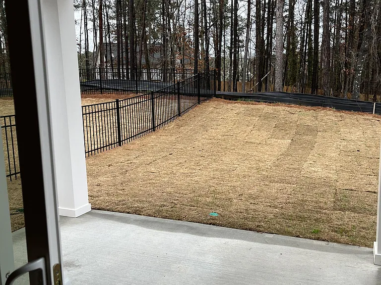 334 Wells Cir — Photo 7