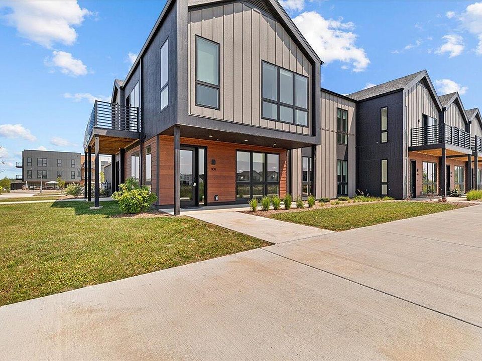 1st image of 4163 East Hemlock DRIVE #101