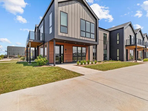 4163 East Hemlock DRIVE #101, Oak Creek, WI 53154