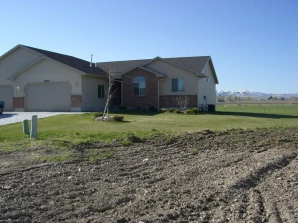 5250 S Remember Dr, Ammon, ID 83406