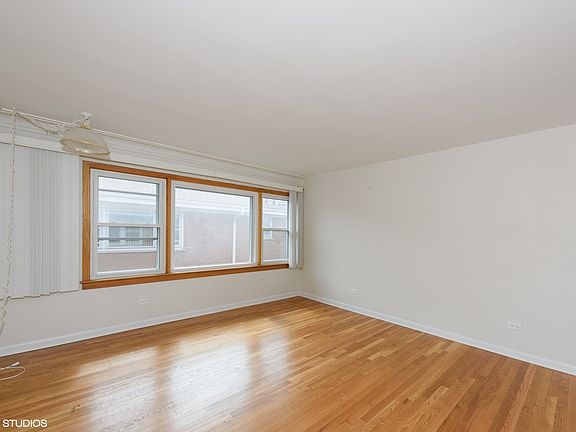 3rd image of 9456 Maple Dr #3A