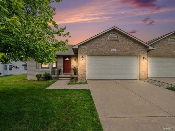 4284 Chapel Ln, Swartz Creek, MI 48473