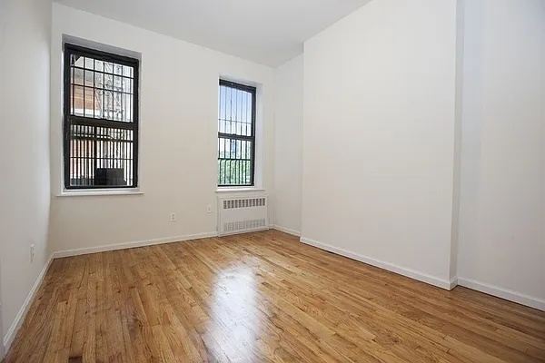 Rented by REAL New York | media 11