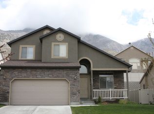 10498 N Doral Dr, Cedar Hills, UT 84062