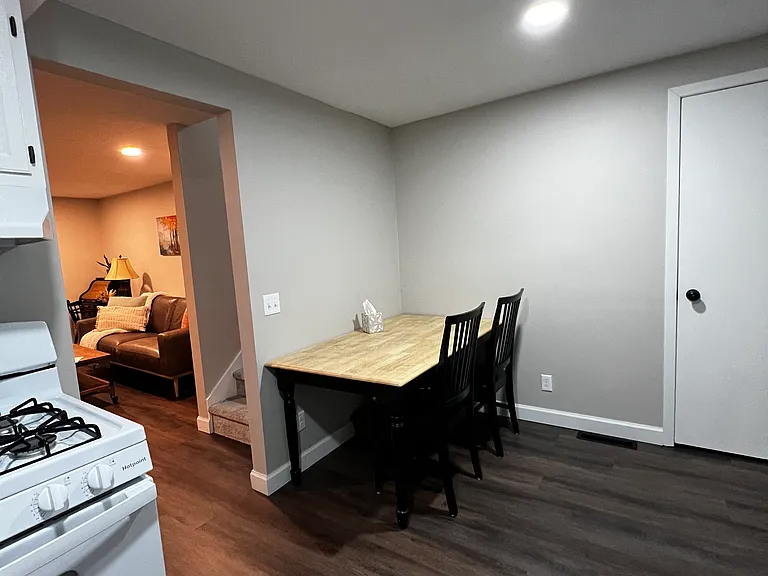 353 Harding Ave NW — Photo 5