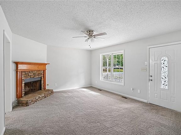 3rd image of 301 Madeline Way