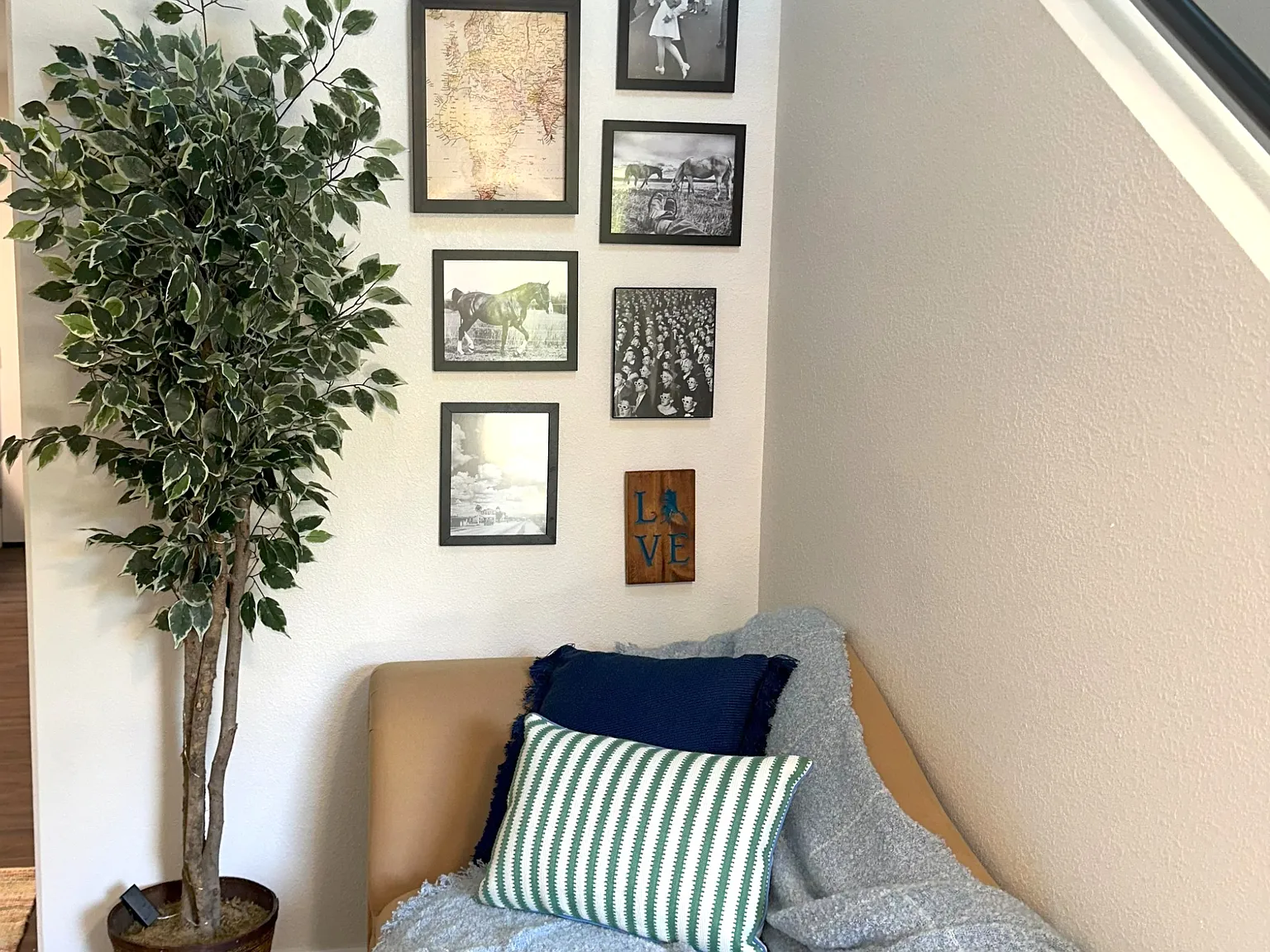 3 bed, 1.5 bath, 3000 sqft, $2,950 — Photo 2
