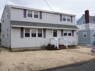 5 E Mermaid Ln, Long Beach Township, NJ 08008
