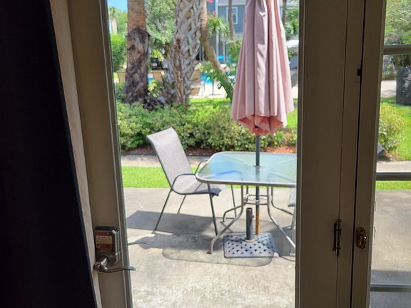 5th image of 1002 Saint Julien Dr APT C