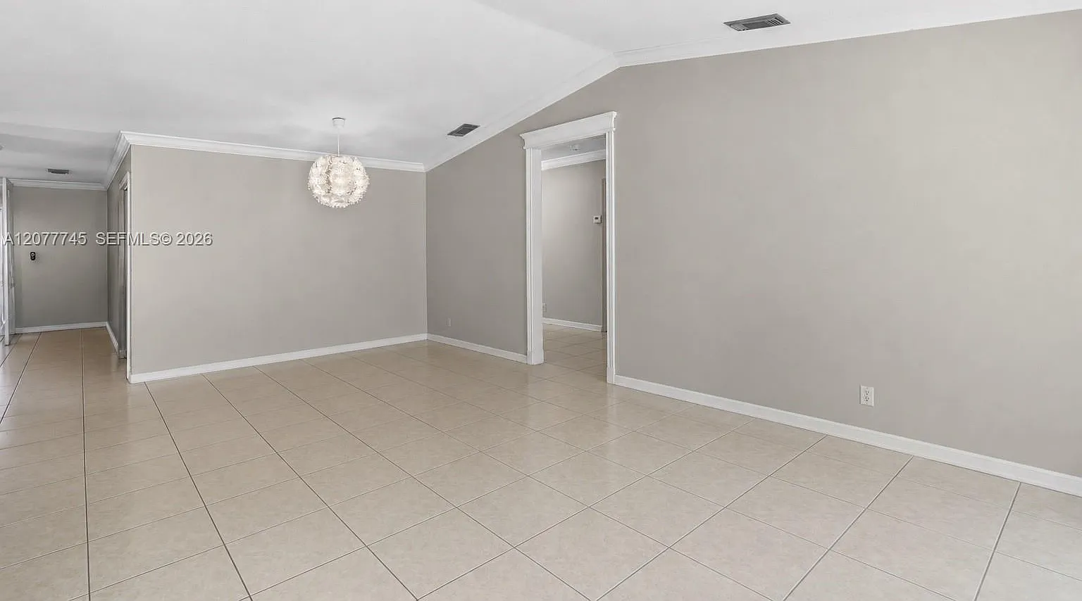 Studio, 1.0 bath, 1572 sqft, $1,500 — Photo 3