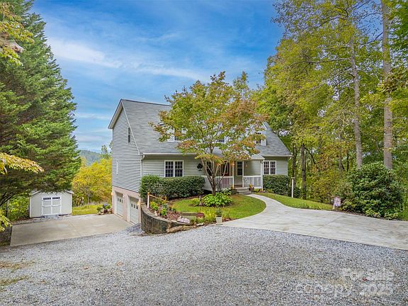 4th image of 167 Balfour Dr